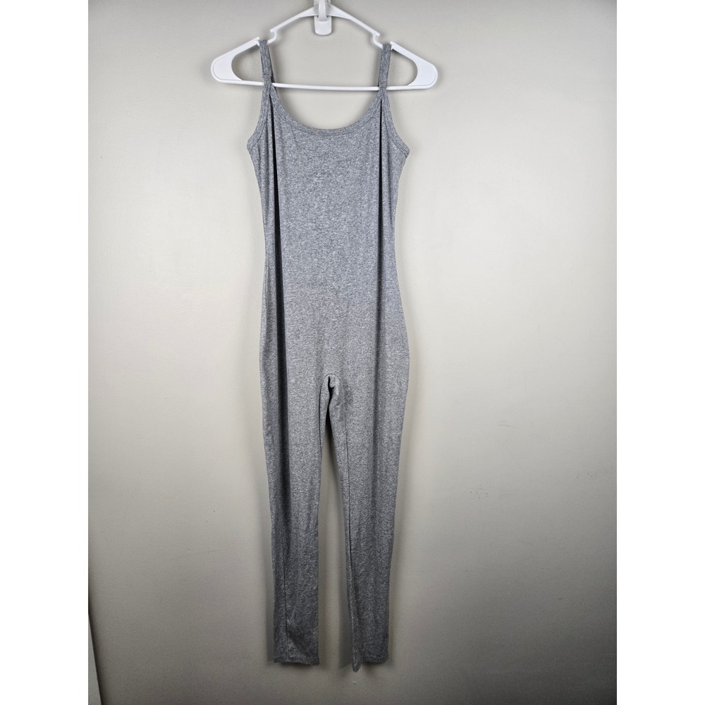 Fashion Nova Neila Ribbed Jumpsuit Heather Grey Medium Sleeveless Scoop Neck NEW - Picture 3 of 8